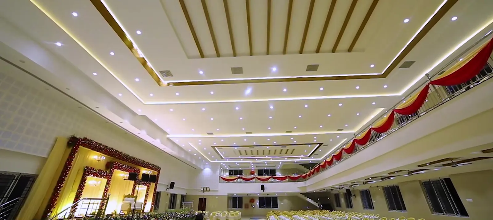 The stage and the centrally air-conditioned hall